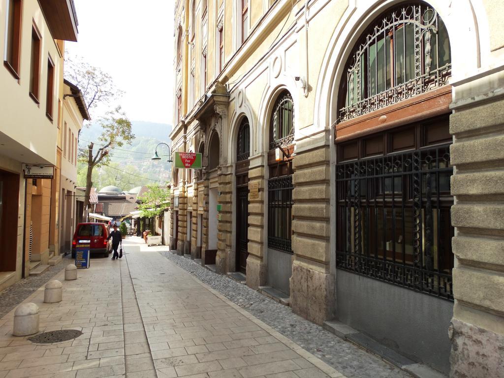 Hostel For Me Sarajevo Bagian luar foto